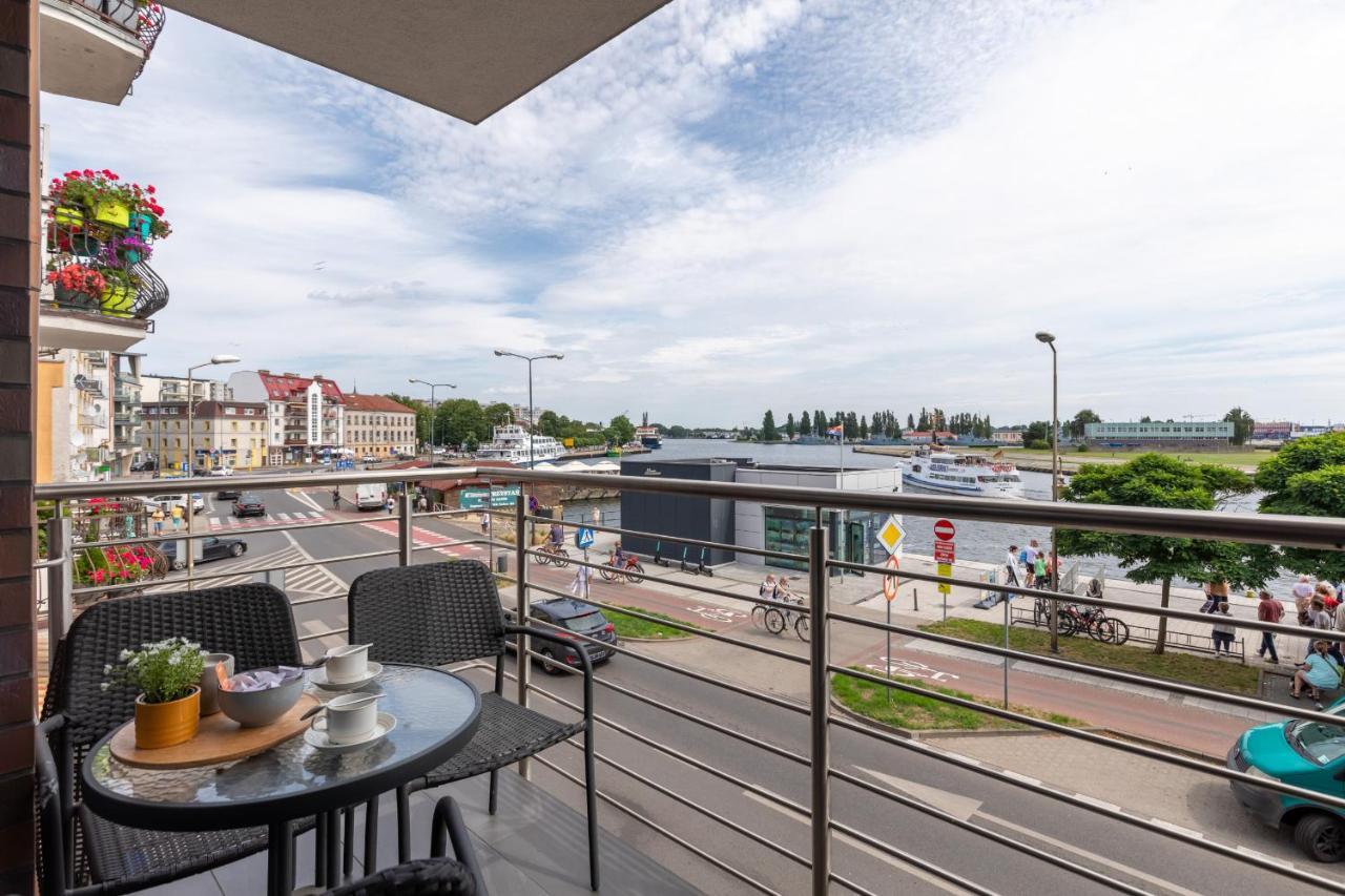 Przestronny Apartament Z Balkonem - Przy Porcie - Swinoujscie By Noclegi Renters Luaran gambar