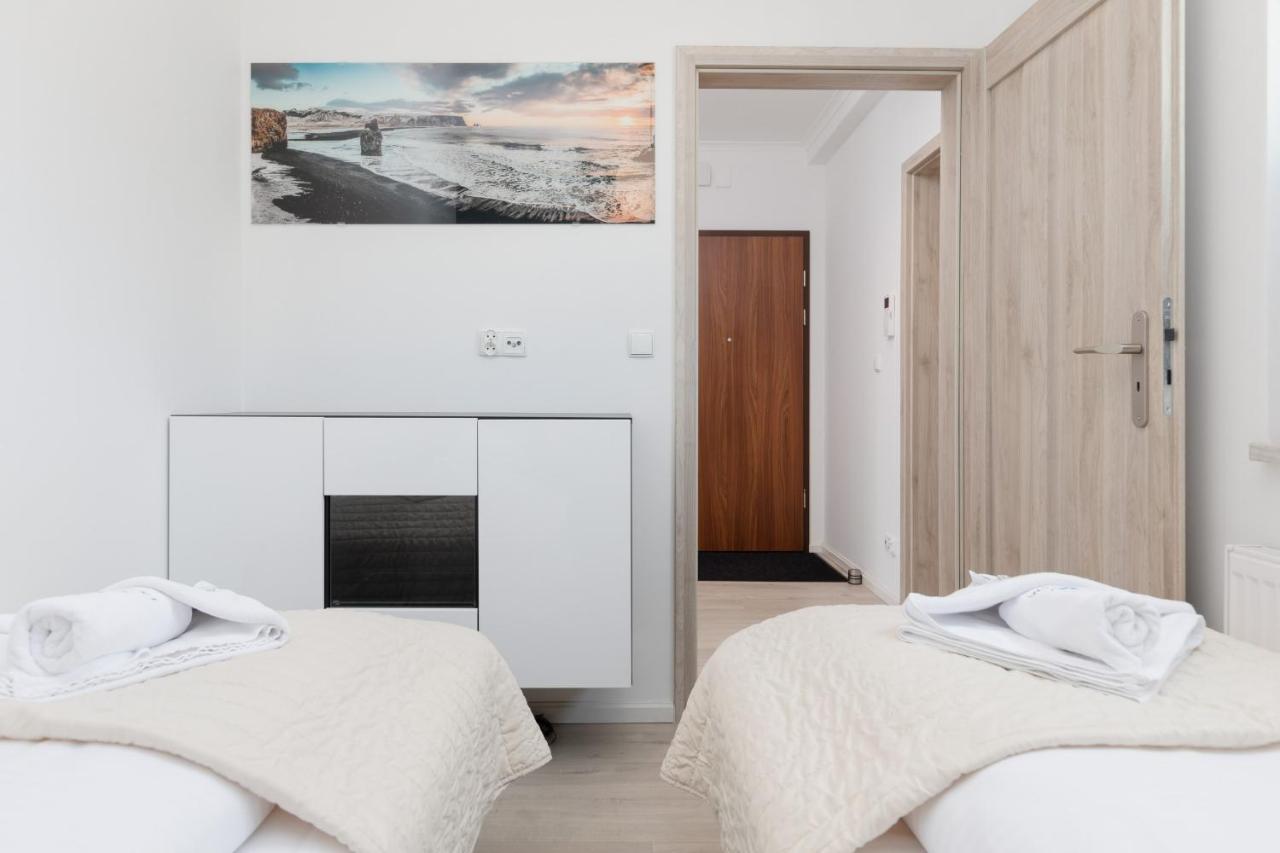 Przestronny Apartament Z Balkonem - Przy Porcie - Swinoujscie By Noclegi Renters Luaran gambar