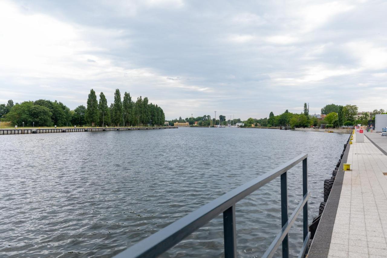 Przestronny Apartament Z Balkonem - Przy Porcie - Swinoujscie By Noclegi Renters Luaran gambar