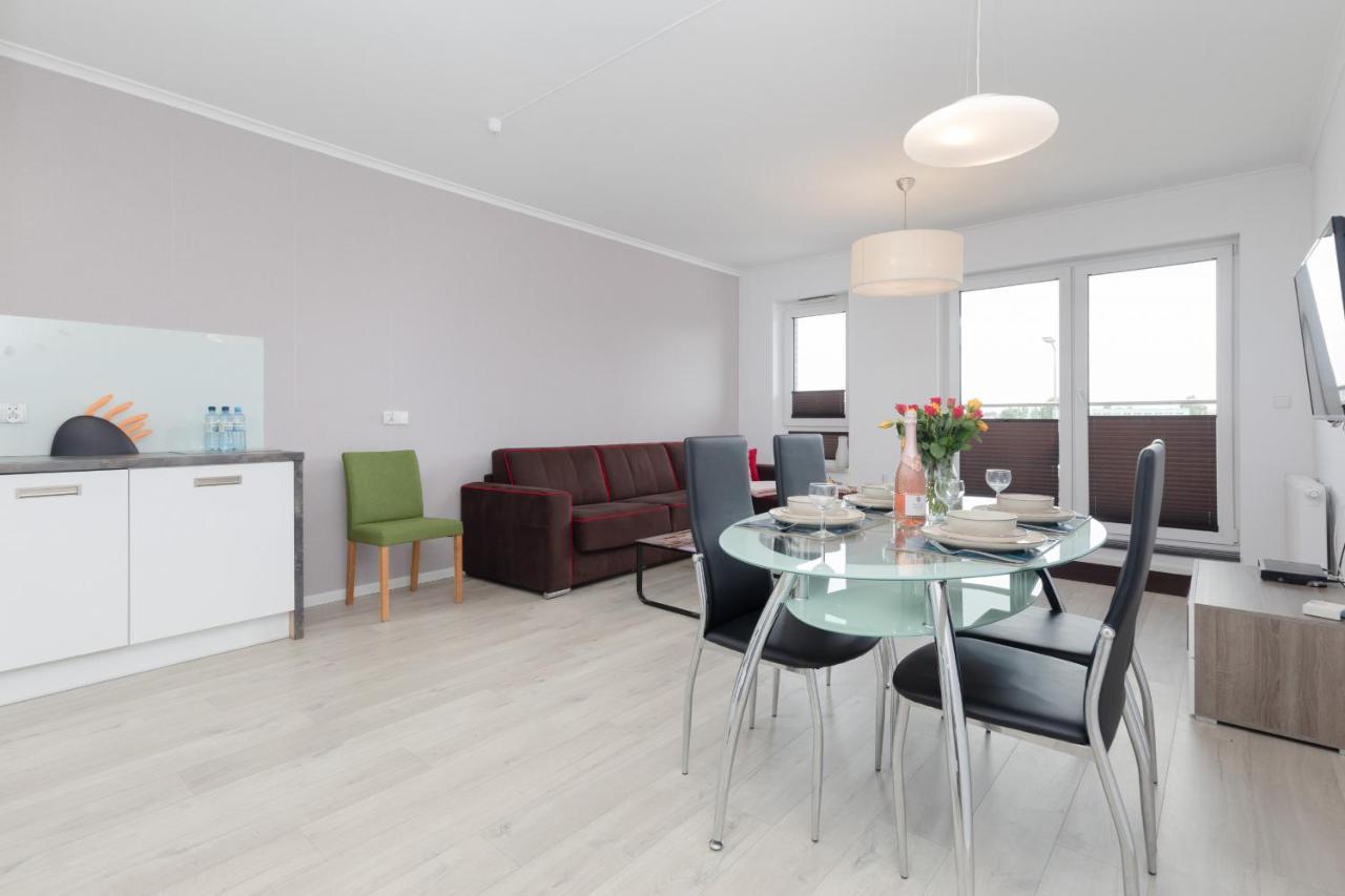 Przestronny Apartament Z Balkonem - Przy Porcie - Swinoujscie By Noclegi Renters Luaran gambar